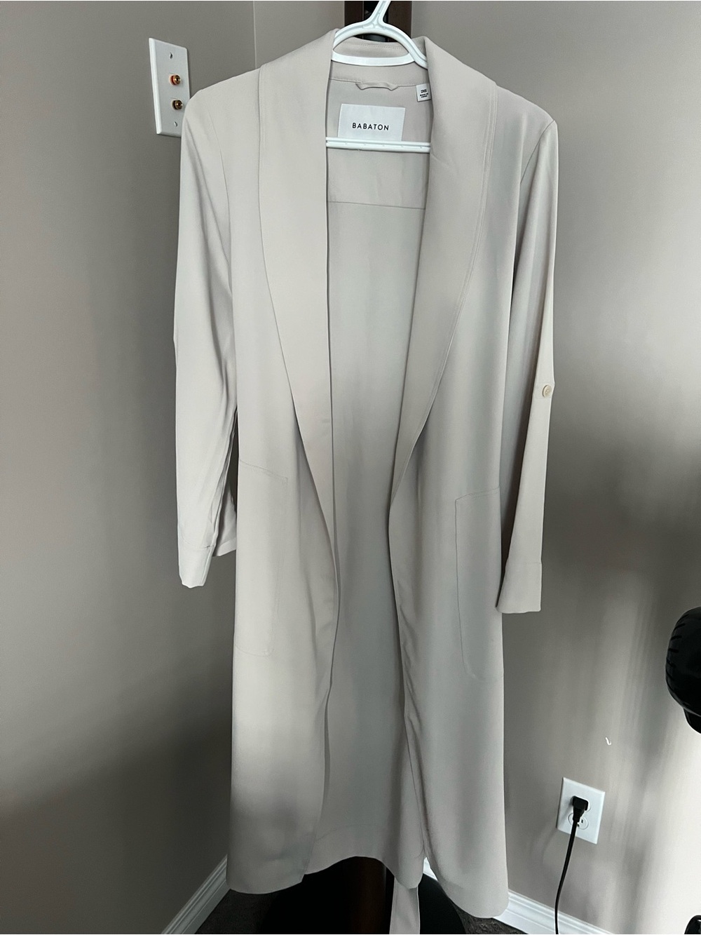 Babaton Open-Front Long Duster in Light Taupe